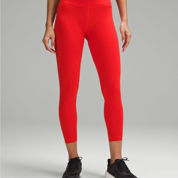 Lululemon - Picture 2 of 15